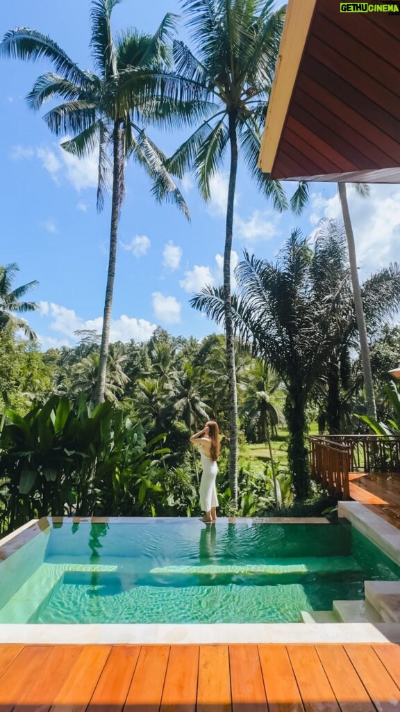 Stella Lee Instagram - Where art meets nature at Four Seasons Sayan in Bali. An enchanting destination to add to your travel list. #FSByDesign #UbudBali #WellTravelled