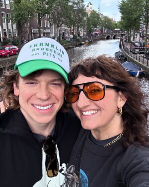 Steph Tolev Instagram - My actual word! What a delightful trip that was! @jeffersonmcdonald4real and I had QUITE the time exploring Amsterdam & London. I can’t thank the people who came out to the shows enough you really made this Canadian filthy pig feel at home. I also need to thank @jeffersonmcdonald4real for opening up the shows perfectly and getting them all juiced up for me. Until next time 🇳🇱🇬🇧❤️#standup #tour #filth #couplegoals #inlove #london #amsterdam #drinks #conefries
