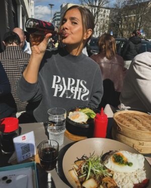 Stephania Potalivo Instagram - God påske fra Berlin 🐣😘