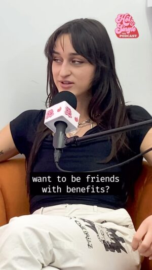 Stephanie D'Agostini Instagram - new pod ep with @danielamora1 out now. link in bio x