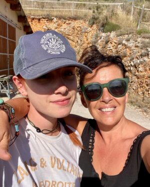 Stéphanie Pareja Instagram - Au fer rouge 🧲🐴✨
.

@rosemrd