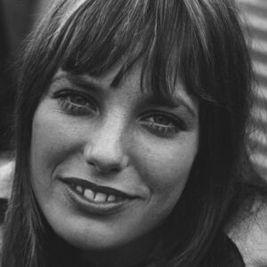 Stéphanie Pareja Instagram - Je me souviens je l’avais interviewé dans mon émission à la radio il y a 15 ans . 
Quel souvenir 🙏
 quelle femme et quelle vie. Merci Jane. 
🖤🖤🖤