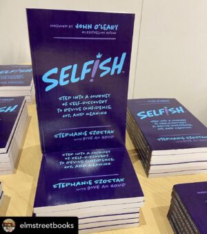 Stephanie Szostak Instagram - What a treat last night was. Thank you New Canaan for coming out and for all the questions at the end!
Merci @hollyparmelee for leading the evening,  @newcanaanlibrary and @elm street books for providing the great space and bringing the books. And merci to my pals @alisyncamerota and @rhodielorenz for showing up on a school night 💕💕💕 

Repost • @elmstreetbooks Elm Street Books loved hearing author Stephanie Szostak @stephshortstak tonight at the  @newcanaanlibrary showcasing her new “workbook” Selfish: Step Into a Journey of Self-Discovery to Revive Confidence, Joy, and Meaning.

Self!sh | adj. | taking time for oneself every day. Some might call that selfish. We say own it. This is your personal playbook for your mindset. Your tool kit to cope and grow. It’s unique to you. It gets you back to the best of You. Yes, it’s a good thing to take care of yourself. You’ll bring more of what you cherish and value to the world and those around you. That's self!sh.

ICYMI, additional copies available at Elm Street Books! 

#authorevents #newcanaanlibrary #elmstreetbooks #self!sh