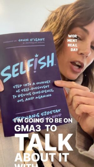 Stephanie Szostak Instagram - Tune in to GMA3 tomorrow🌞🌞🌞Make World Mental Health Day the season we turn to strategies for our well-being.
