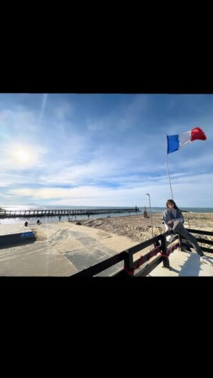 Stephanie Szostak Instagram - A trip to the homeland 🇫🇷🌊