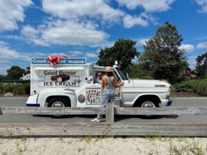 Stephanie Szostak Instagram - Good Humor🍦