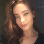 Stephanie Corneliussen Instagram - This selfie has travelled all the way from 2018 to remind you that there’s an all new episode of #LEGION tonight ⏱🎧🌻👶🏼🌈 can’t wait for you to meet Charles & Gabrielle! @legion_fx @fxnetworks @marvel