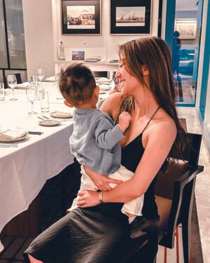 Stephanie Ho Instagram - There’s never a mountain too high for a mother to climb⛰️

Happy Mother’s Day everyone and my mom (who’s in the reflection in the pic😂) 🥰❤️

#throwback
