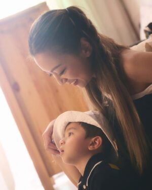 Stephanie Ho Instagram - Look who came to visit mommy at work🫂💓😘

Asher was such a good boy, no crying no complaining, just watching everyone work in awe😇

stay tuned for my new song coming out in early May🔥🔥🔥

📸 @javiswproduction @movingpicturescrew