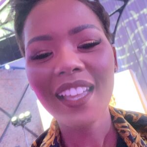 Sthandile Nkosi Instagram - “I ain't really nothing to play with.”

Frame 5: I met a new friend. She's gorgeous! 🌸🤍✨@lush_aee 

Frame: 6 How she hype me up behind the camera. 🥰😂

Frame: 7 HOPE I QUENCHED YOUR THIRST.🖤

Makeup: Myself 🥰🌸

Foundation: Lancôme Teint Idôle Ultra Wear

Lashes: @lashlab_and_aesthetics 

Nails: @kyotibeauty_ 

Hair: @kehndar 

#lancome #lancomeafrica #teintidoleultrawear #foundation #perfume #irisabsolu #fypシ