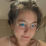 Suan Wang Instagram - 我每天一小時的me time時刻， 除了看書，就是打電動。 各位媽咪，妳們呢？ 妳們的me time長什麼樣？