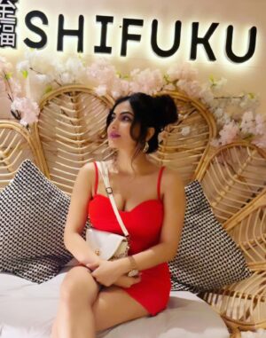 Subholina Sen Instagram - I had such a fun birthday this year ! What’s in the mix ? A couple of Japanese restaurants , lots of Sushi , 6 mini cakes 🍰 🩷❤️ Thanks for making it Happen @curlyrover . If not for you, I’m pretty sure I would’ve done nothing 🤣🤦🏻‍♀️ Also huge thanks to @karandazpaul @bisshodey @rapperkavira for the surprise cakes ❤️❤️ And of course, each and everyone who wished me on Instagram , Facebook and personally ! Each and every one of your wishes means a lot And made the day so so special ❤️🩷 I want to thank everyone wholeheartedly for sending me such positive energies and wish you all lots of love and luck too 🌹💐🌸🌺