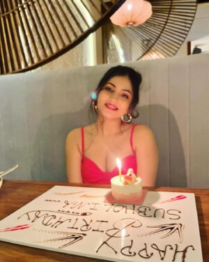 Subholina Sen Instagram - I had such a fun birthday this year ! What’s in the mix ? A couple of Japanese restaurants , lots of Sushi , 6 mini cakes 🍰 🩷❤️ Thanks for making it Happen @curlyrover . If not for you, I’m pretty sure I would’ve done nothing 🤣🤦🏻‍♀️ Also huge thanks to @karandazpaul @bisshodey @rapperkavira for the surprise cakes ❤️❤️ And of course, each and everyone who wished me on Instagram , Facebook and personally ! Each and every one of your wishes means a lot And made the day so so special ❤️🩷 I want to thank everyone wholeheartedly for sending me such positive energies and wish you all lots of love and luck too 🌹💐🌸🌺