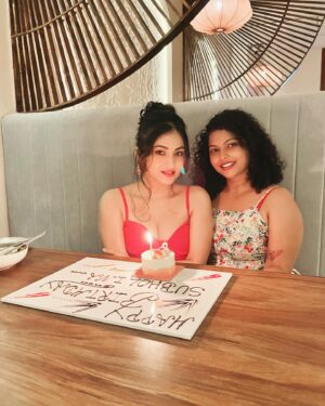 Subholina Sen Instagram - I had such a fun birthday this year ! What’s in the mix ? A couple of Japanese restaurants , lots of Sushi , 6 mini cakes 🍰 🩷❤️ Thanks for making it Happen @curlyrover . If not for you, I’m pretty sure I would’ve done nothing 🤣🤦🏻‍♀️ Also huge thanks to @karandazpaul @bisshodey @rapperkavira for the surprise cakes ❤️❤️ And of course, each and everyone who wished me on Instagram , Facebook and personally ! Each and every one of your wishes means a lot And made the day so so special ❤️🩷 I want to thank everyone wholeheartedly for sending me such positive energies and wish you all lots of love and luck too 🌹💐🌸🌺