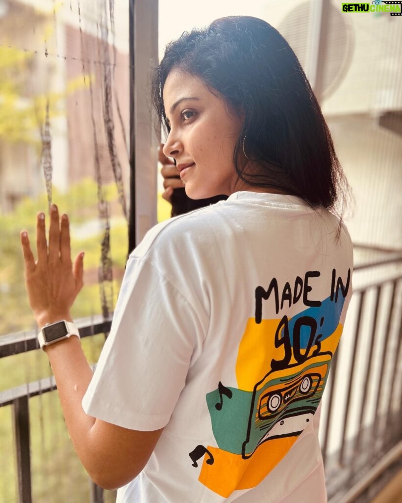 Subiksha Instagram - *Yes! 90’s kids are fluent in silence when #chandramukhi is back* ❤️ #chandramukhi2 Audio releasing tomorrow 🤩 Ready uh? #chandramukhi2audiolaunch Checkout @graphicouch to purchase these amazing tshirts🤩✌🏻 👇🏻 "Feelin' Nostalgic in my 90s Kid Mode! 👇🏻" #swipe 👉🏻 left . . Wrinkle free -100% Cotton - 180gsm - Biowash Available in S,M,L,XL,XXL . . **Free Shipping . DM to order Now or order through link in bio . #GrabItFromTheCouch#ThrowbackThursday #90sKid #tshirt #tshirtdesign #tshirt #graphictees #tshirtstore #graphicteeoutfits#printdesign #shope #madeinindia #everydayoutfit #subiksha #subikshakrishnan #red #90s #love