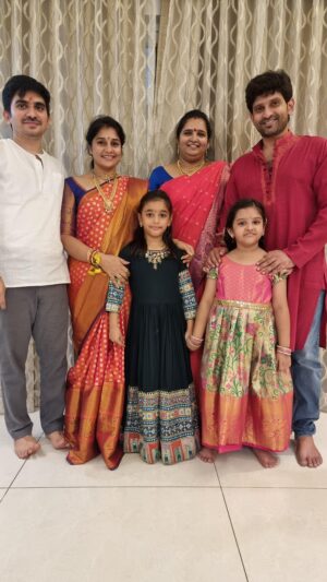 Sudeepa Pinky Instagram - All about Maa inti varalakshmi vratam.. well spent with family n extended family @aham_balaaditya @mirchimadhavi @actress_monisha @_anitha_vanam_