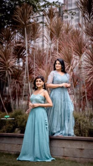 Sudeepa Pinky Instagram - Remember, a touch of minty freshness is all you need to leave a lasting impression! 💚This is your moment to shine, leaving a trail of awe-struck admirers in your wake. 💫💚 👑
Inframe 
@pinky_sudeepaofficial @vasanthi__krishnan 
Outfit  @nishpanna_couture
Mua @vinusha_makeoverartistry 
Jewellery  @jewellery_by_arunareddy
Photography.  @candid_shoooter_ 

 #MintGreenLehenga #EleganceRedefined #ModernTradition #EthnicChic #TimelessBeauty #TwirlInStyle #FreshElegance #CaptivatingCharm #CelebrateTradition #StunningEmbroidery #FashionGoals #MintyFreshness #FlawlessStyle #EmbraceElegance #EnchantingLehenga #DazzleAndDelight