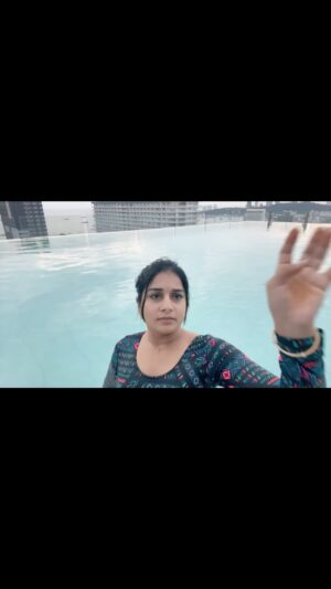Sudeepa Pinky Instagram - . 🌊💙 #InfinityPoolGoals”

. “Where the pool meets the sky, and my worries say goodbye. ☁️🏊‍♀️”☀️🌊”
 “Infinity pools and infinite memories. 📸✨”

#bangkok #thailand #infinitypool #happysoul #peace #swimming