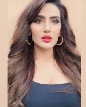 Sudeepa Singh Instagram - 📸poker face…..🖤