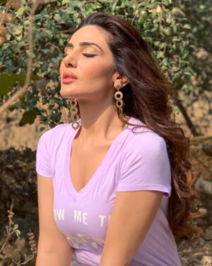 Sudeepa Singh Instagram - 💜choose to shine………..