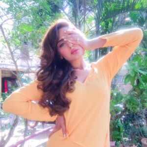 Sudeepa Singh Instagram - Well, am Gonna take it easy and leave it to him… 💜 #godsplansarebetterthanmine !🌸p.s thank u everyone for ur constant love n support! Am humbled n how🙏💜