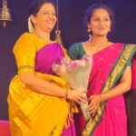 Sujatha Babu Ramesh Instagram – BHARATHA NATIYA ARANGETRAM
#reels #instareels #reelsinstagram #southindian #dance #arangetram #shorts #youtube #youtubevideo #reelsfb #function #saree #sareelove #dancing #bharathanatyam #natuvaangam #cheifguest #happy #possitivevibes