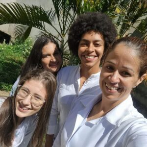 Sul Rosa Instagram - O sábado de hoje foi de aprendizagem, ensinamentos e solidariedade. 
Magnífico 🙌🏾🤩
.
@nutricaouniversogoiania
.
.
.
#soledariedade #união #familia #brasil #diad