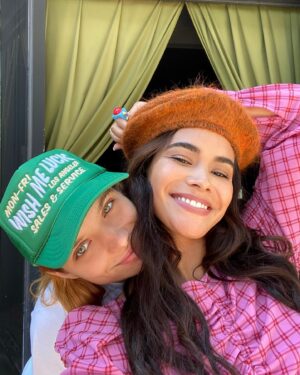 Sulem Calderon Instagram - Sneak peek from #BTS for the @afterpayusa commercial! Thank you @ganna_bogdan and the whole team for a fun experience and @skinnybonesjoans killing it with the outfits !! 💕☯️🫶🏽✨
