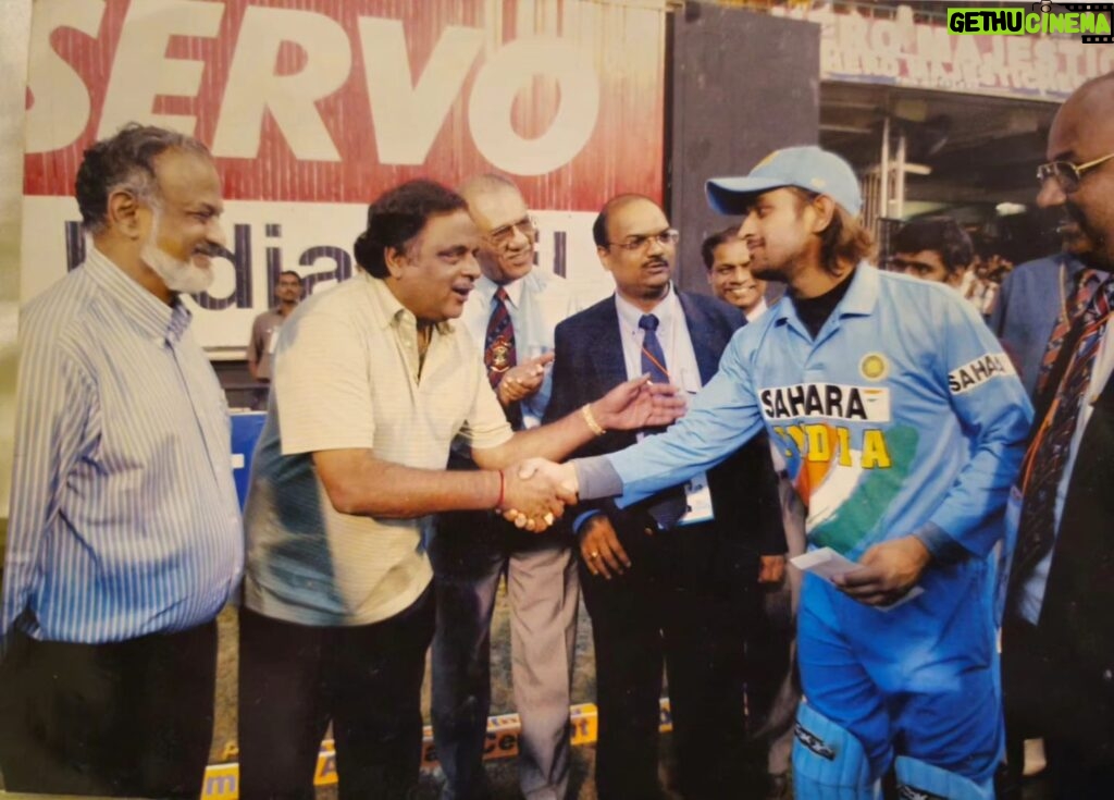 Sumalatha Instagram - Found this priceless treasure of a pic today ! 2006 , when Ambareesh presented a cheque of 2 lakhs at KSCA stadium to M S Dhoni who was the bright upcoming cricketer back then ! He had seen an interview where Dhoni's father had apparently said that now Dhoni was getting popular there were lots of visitors coming home , but they didn't have enough seats to offer them !! This moved Ambareesh totally who was a huge sports & cricket aficionado ! I thought we had lost this picture and was searching desperately for it for years !! Suddenly found it today ..brings back a precious memory ! #Captaincool #MahendraSinghDhoni #msdhoni #KSCA #cricketnews #Ambareesh #rebelstarambareesh #preciousmemories