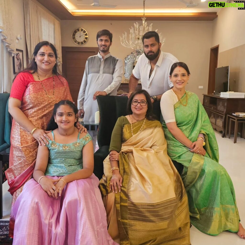 Sumalatha Instagram - Festivals are family times ❤️