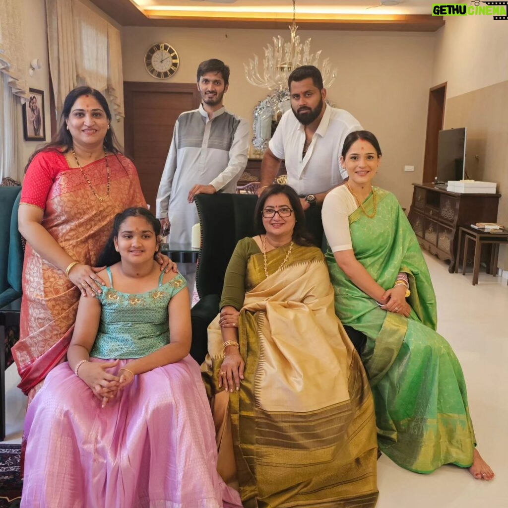 Sumalatha Instagram - Festivals are family times ❤️