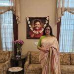 Sumalatha Instagram – ಸರ್ವರಿಗೂ ಮಕರ ಸಂಕ್ರಾಂತಿಯ ಹಾರ್ದಿಕ ಶುಭಾಶಯಗಳು. ಸೂರ್ಯನು ತನ್ನ ಪಥ ಬದಲಾಯಿಸಿ, ಹೊಸ ಹೊಳಪು ಕೊಟ್ಟಂತೆ, ತಮ್ಮೆಲ್ಲರ ಬದುಕಿನಲ್ಲಿ ಹೊಸ ಚೈತನ್ಯ ನೆಲೆಸಲಿ. ರೈತರ ಬಾಳಲ್ಲಿ ಸುಗ್ಗಿ ಹಬ್ಬದ ಸಂಭ್ರಮ ಹೆಚ್ಚಲಿ.
ಇಡೀ ವರ್ಷ ಸುಖ, ಶಾಂತಿ, ಸಂತೋಷ ಮತ್ತು ಆರೋಗ್ಯವನ್ನು ಭಗವಂತ ಕರುಣಿಸಲಿ.
Wishing all my dear friends a very happy Sankranti 

#happysankranti