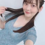 Sumire Uesaka Instagram - きんようび〜！！ ゴールデンウィークまっさかりですね〜！ そしてよいお天気！みなさま、すこやかにお過ごしですか？ このあと19時から「吉田豪の新・雑談天国 vol.18」におじゃまします〜！配信と会場で楽しみましょうっ！ 久々のロフトプラスワンです、うれしーい！！ それではみなさま、すこやかな週末をお過ごしくださいねっ！ #上坂すみれ