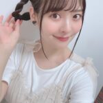Sumire Uesaka Instagram - 夜あそびでーす！ おしゃピク…？に挑戦しますよ！！おしゃおしゃ…ピクピク…？？ #上坂すみれ 衣装　@stylist_tanakaayumi ヘアメイク　@maaaaasahi0514