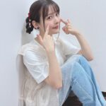 Sumire Uesaka Instagram - 夜あそびでーす！ おしゃピク…？に挑戦しますよ！！おしゃおしゃ…ピクピク…？？ #上坂すみれ 衣装　@stylist_tanakaayumi ヘアメイク　@maaaaasahi0514