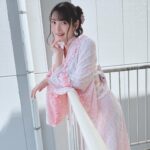 Sumire Uesaka Instagram – 「ディア・パンタレイ」リリースイベント、東京も無事終了いたしました〜！
あらためて、お越しくださった皆さま、行きたかった…！と念を送ってくれていた皆さま、ありがとうございますっ！

お箸をお渡しするのって縁起がいいんですね〜！新年度のみんなもすこやかになれますように！！念っ！！

今回のリリースイベントは和風シリーズなお衣装でお届けしました！春らしいピンクのお衣装、あったかい今日にぴったりですな！

大阪でたこ焼き食べそこねたのを思い出したので、たこ焼き、食べます！！ぜったい！！
それでは皆さま、すこやかな日曜日をお過ごしくださいませ〜っ！！

#上坂すみれ

衣装　@natsu_no_mizu 
ヘアメイク　@yumikasawanishi