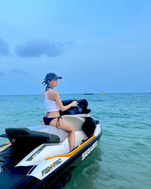 Sumitra Duangkaew Instagram - 🌊✨