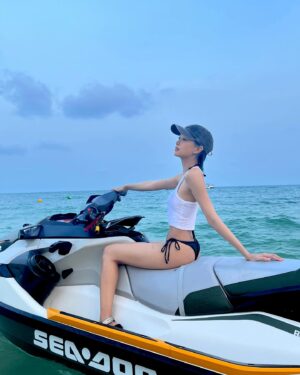Sumitra Duangkaew Instagram - 🌊✨
