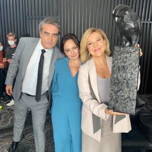 Sumru Yavrucuk Instagram - And the “ papağan” goes to🚀  @evlilikhkhersey @gokce.bhdr @selenucer @bulentalkis @mfyapimtv
