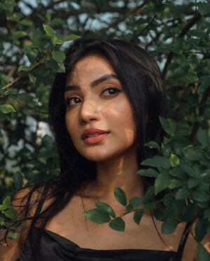 Sunerah Binte Kamal Instagram - Just another day breathing 🌿

📸 @purnophotographyofficial