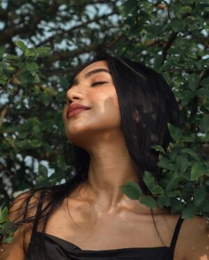 Sunerah Binte Kamal Instagram - Just another day breathing 🌿

📸 @purnophotographyofficial