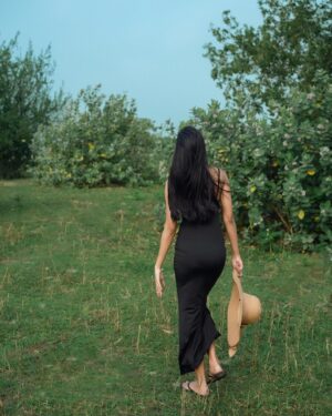 Sunerah Binte Kamal Instagram - Just another day breathing 🌿

📸 @purnophotographyofficial