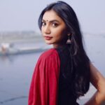 Sunerah Binte Kamal Instagram - The moment you decide you want better for yourself is the minute the entire universe begins to shift in your favor. Your declaration, command, intentions, visions, and prayers begin the creation of the new reality. All you have to do today is decide and never look back.