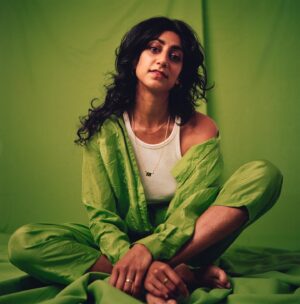 Sunita Mani Instagram - More from Slime Time ™️ sweet and sour hour 🤑

Photo by: @selashiloni