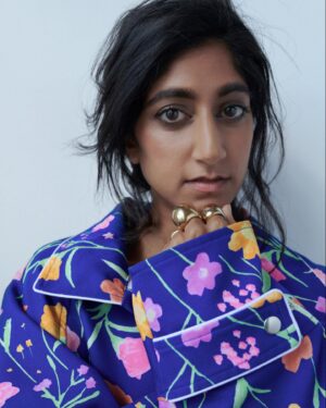 Sunita Mani Instagram - Thank you 🦒🦒🦒
1. @interviewmag for this opportunity to chat 🧙🏾
2. @reggiewatts for being a delightful partner in the game of telephone❤️❤️❤️Smart and kind are ye
3. For the end of our convo 🥸

And this fab team @sarahslutsky @janicekinjo @matthewmonzon @erichobbsstudio for the lewk 🦋