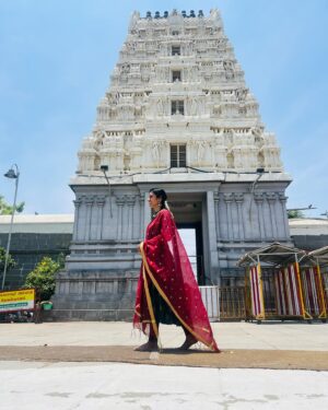 Sunitha Srinivasan Instagram - Kanchipuram kamachi amman temple♥️