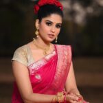 Sunmeera Nagesh Instagram - @sunmeera.nagesh 💕🌸🌷 . #makeupbysunilsaha 🌟 . Photography @asish_photography_bpd 📸 For makeup bookings - 8249269834 📞 . #makeupartist #instabride #instamood #makeuphairbysunilsaha #instalike #instagood #makeupartistworldwide #indianbride #naturalmakeup #makeuplife #bridesofindia #indianmakeup #odishamakeupartist #baripadamakeupartist #viralpics #viralpost #bridesofinstagram #instafashion #instalove #traditional #makeupgoals #indianwedding #photoshoot #wedding #indianmakeupartist #throwback #undiscovered_muas #undiscoveredmuas #instagram ✨🌟