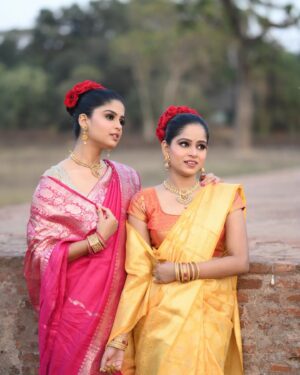 Sunmeera Nagesh Instagram - ✨
.
.
Credits: @makeupbysunilsaha @asish_photography_bpd