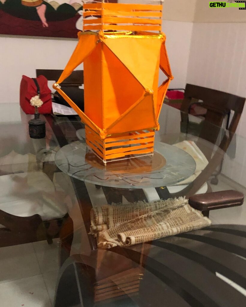 Supriya Pilgaonkar Instagram - Thrilled to have made my own lantern ! Which I dedicate to my mother who was a teacher of art and craft in Mumbai municipal school for 36 years. .what today’s children will enjoy is handicraft... but for that young mums need to sit with the kids like old days for an hour or two. . I know it’s not easy .. easy is to handover the cell and let them play a game. ... but try it over a weekend. ... it’s fun. ... for the mums too. . #respectforhandicraft #diwalilantern. And yes please don’t haggle the price of these lanterns if you decide to buy readymade. I admit to haggle last year saying itna mehenga ?? But I recycled the bamboo structure and made one and realised the time and effort went into it. .. so #artisans .