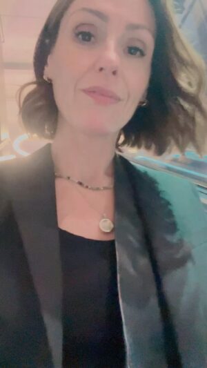 Suranne Jones Instagram - Madonna tonight and a judge on @dragraceukbbc next week!! …I’m in heaven.. need a nap now 🎤🎤❤️ @madonna